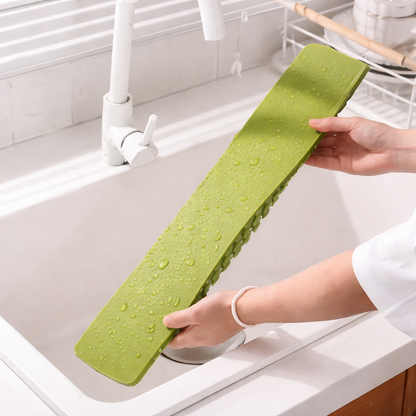 Silicone Sink Splash Guard – Waterproof Kitchen Faucet Splash Protector