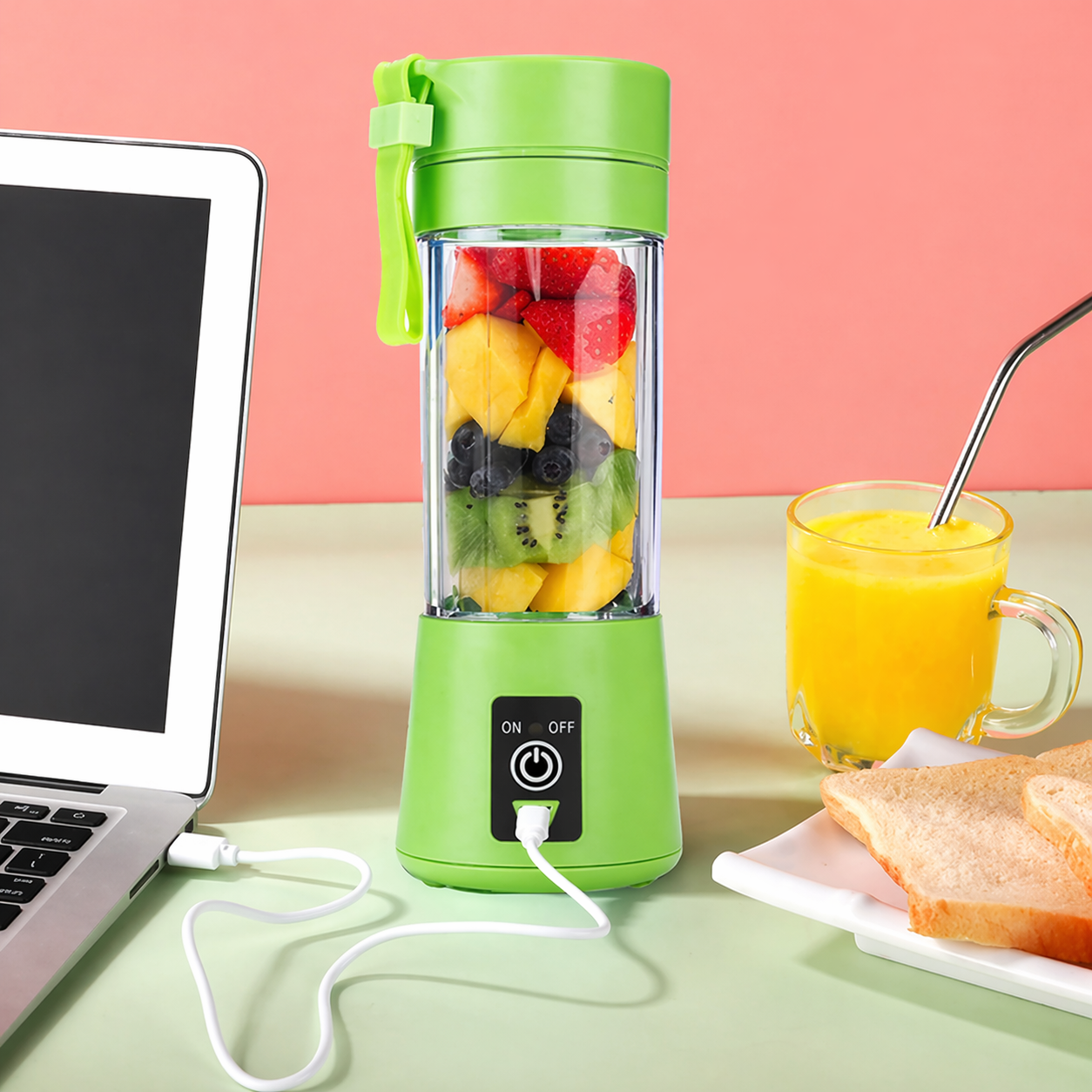 Portable Mini 6 Blade Juicer Blender | Outdoor Juicing Cup (380ml) - Rechargeable | Marcado Cart