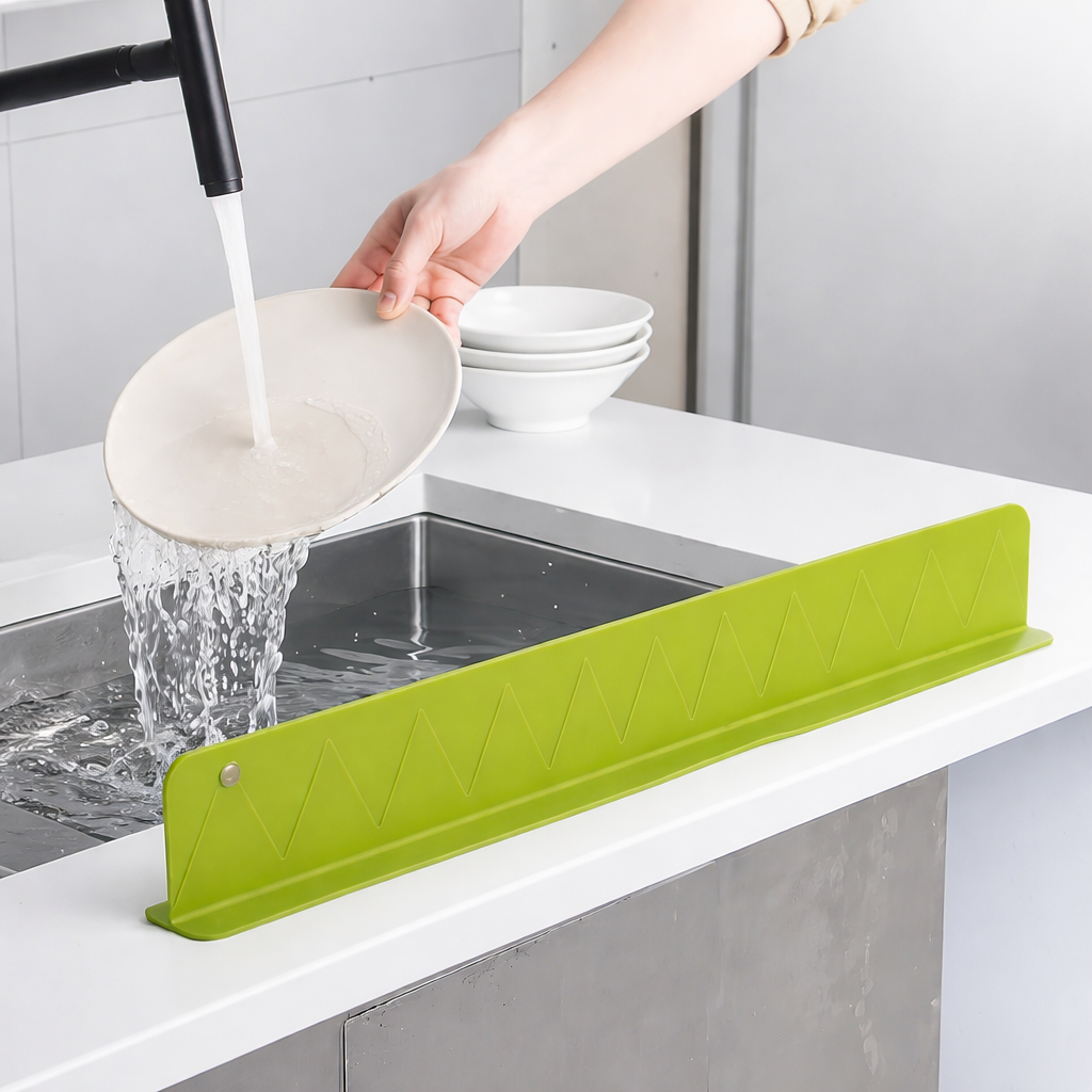 Silicone Sink Splash Guard – Waterproof Kitchen Faucet Splash Protector